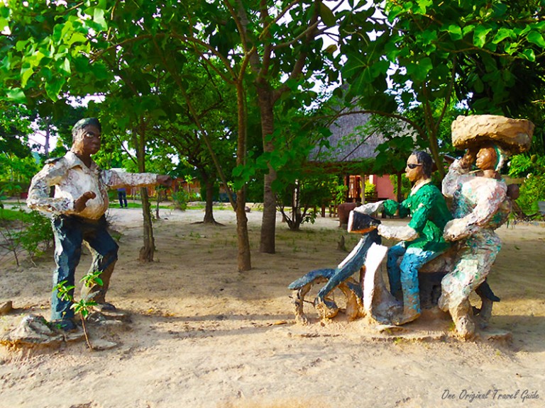 Sculpture de la vie quotidienne - Dassa - bénin