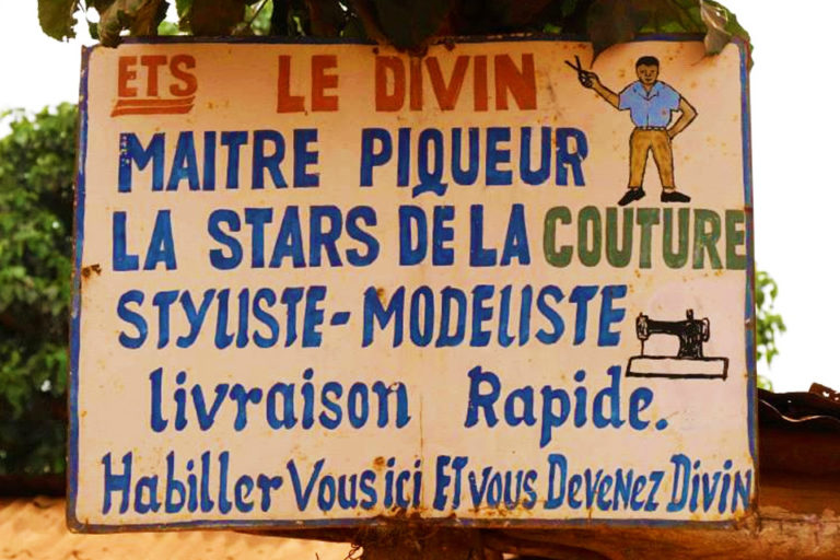 Ets Le Divin Maitre Piqueur La Star de la Couture