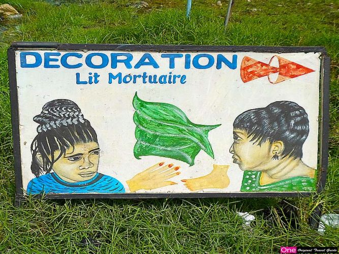 "Décoration lit mortuaire" Ouidah - Bénin