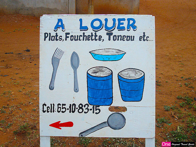 "Location toneu, fourchettes, plats" Ouidah - Bénin