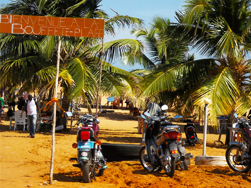 Maquis Restaurant " la bouffete plage " Fidjerosse - Cotonou - Bénin