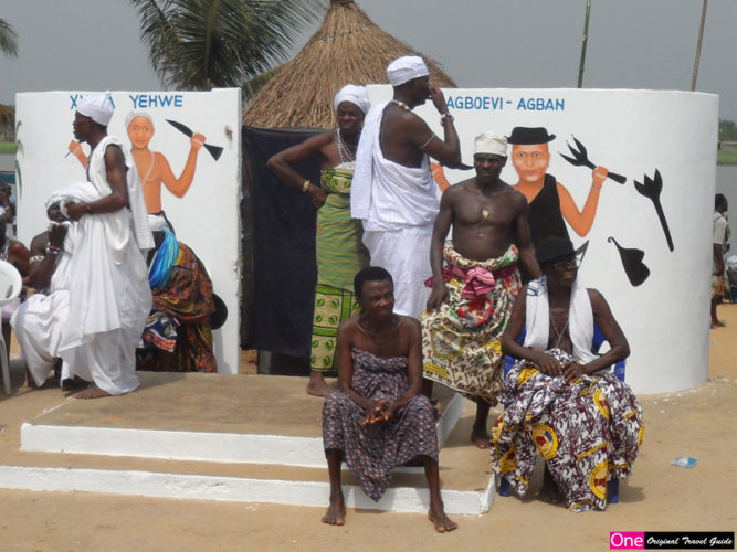Temple vaudoo "Fête du Vaudoo" Grand Popo - Bénin